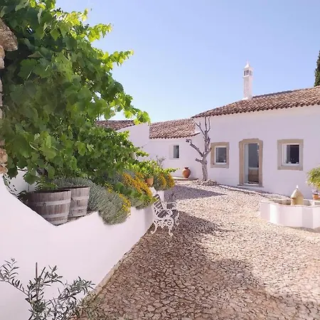 Bed & Breakfast Of The Palms 3*